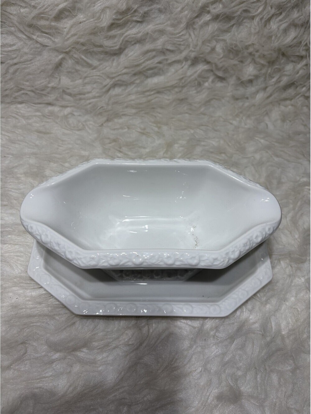 Rosenthal Selb Germany Maria V-White Gravy Boat w/ Attached Underplate